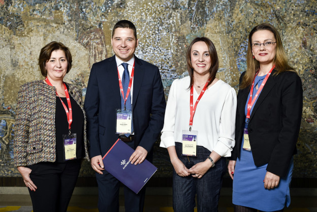 Panel 4. PERFORMANCE MANAGEMENT Đačke knjižice, molim!